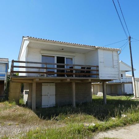 Un Chalet En Bois A La Plage グリュイッサン エクステリア 写真